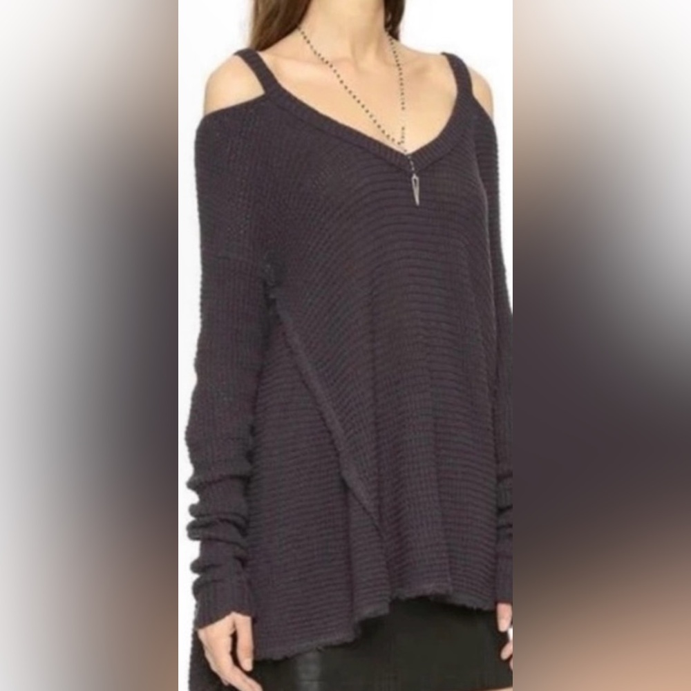 Free People moonshine cold shoulder top (m)